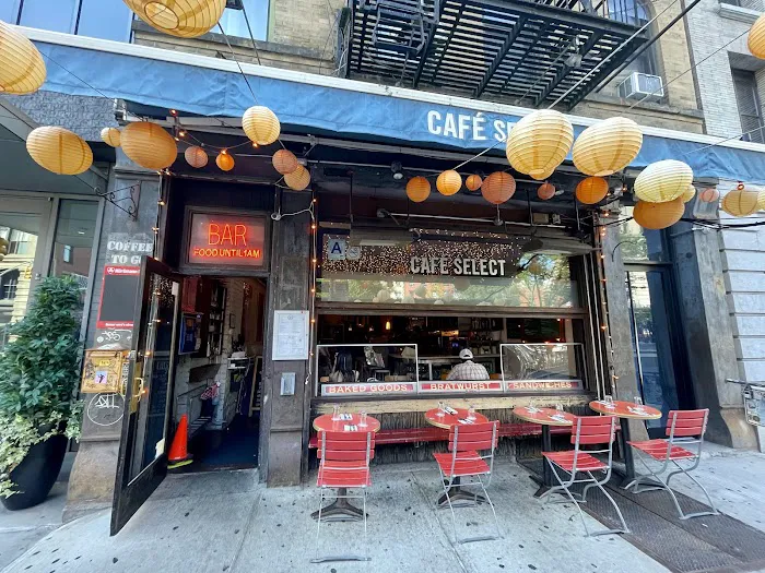 Cafe Select Picture 5