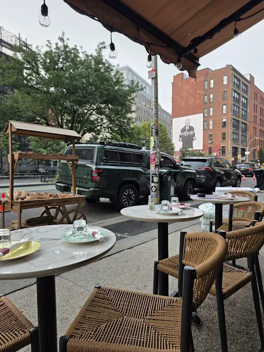 Crispy Heaven bakery and restaurant Picture 1