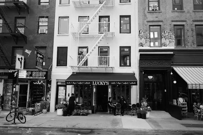 Lucky's Soho Picture 9
