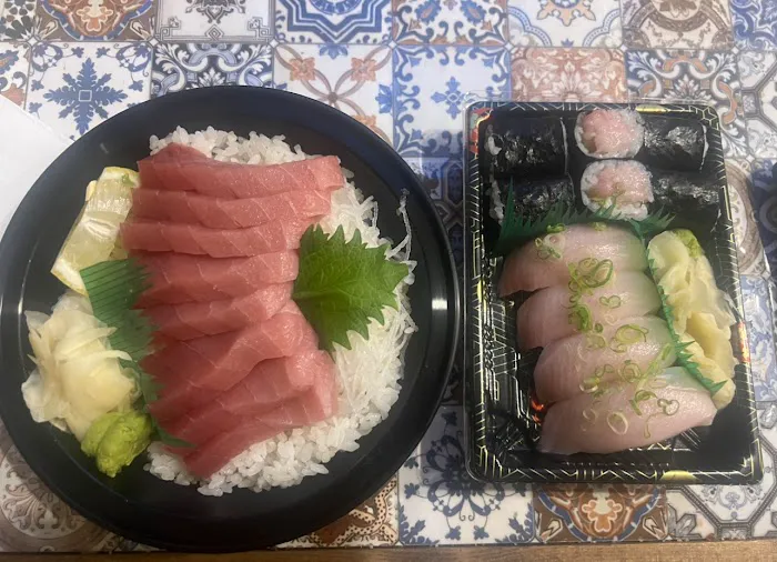 Mikaku Sushi Picture 9