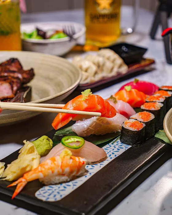 Zutto Japanese Ramen Sushi Bar Picture 5