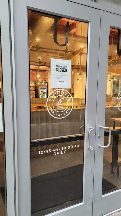 Chipotle Mexican Grill Picture 10