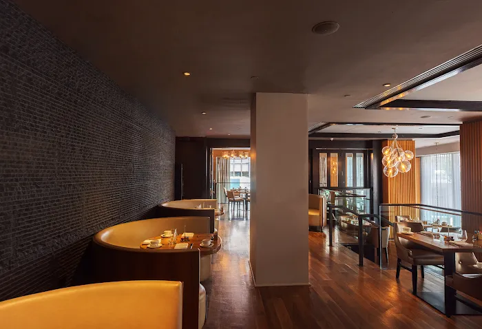 Mezzanine Picture 10