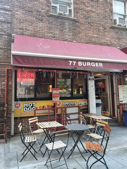 77 Burger Picture 6