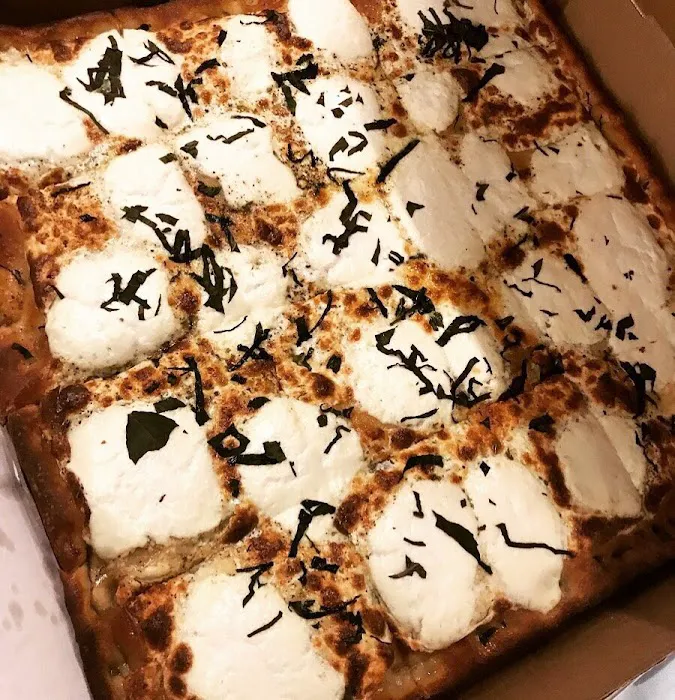Justino's Pizza Picture 10