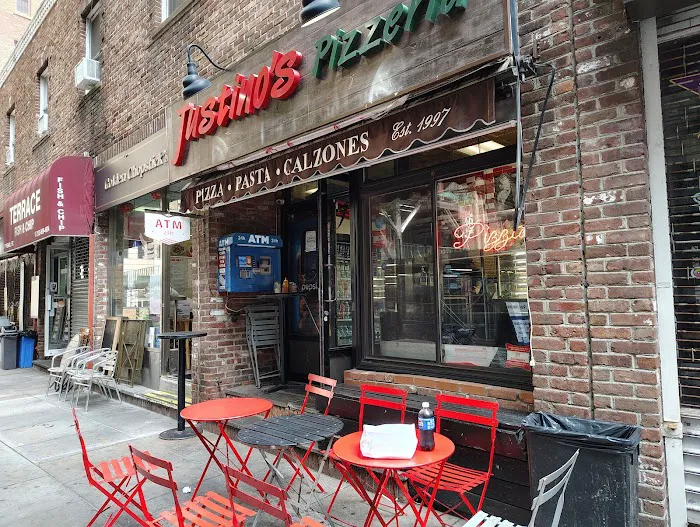 Tustina's Pizzeria Picture 4