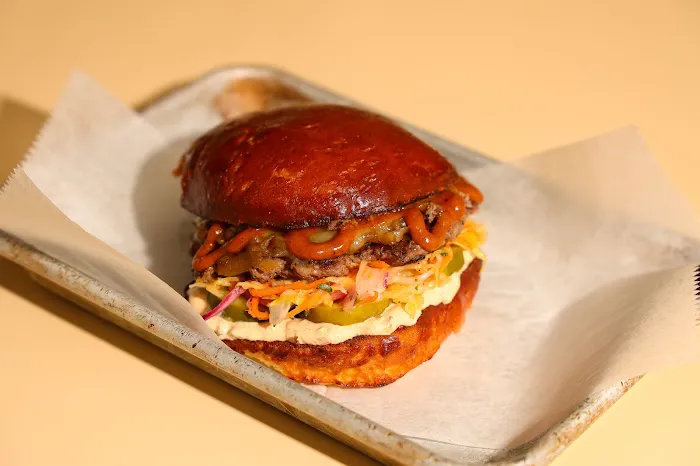 Springy Burgers & Fries Picture 7
