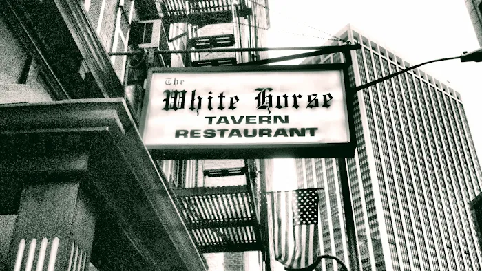 White Horse Tavern - Financial District Picture 8