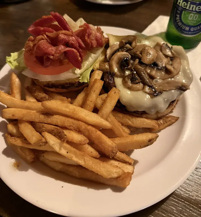 White Horse Tavern - Financial District Picture 10