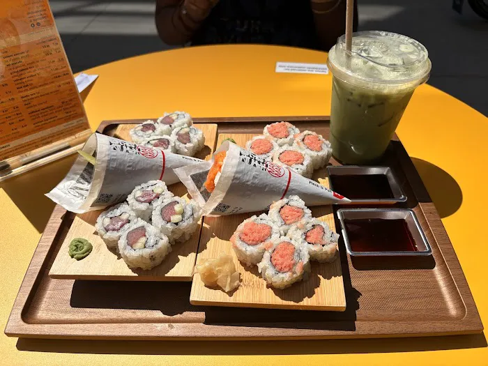 MakiMaki Sushi - Hudson St Picture 4