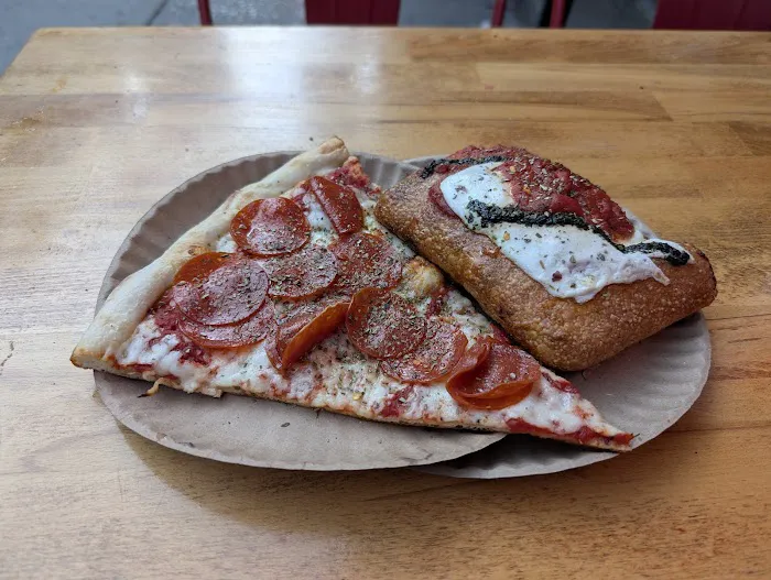 Famous Ben's Pizza Picture 3