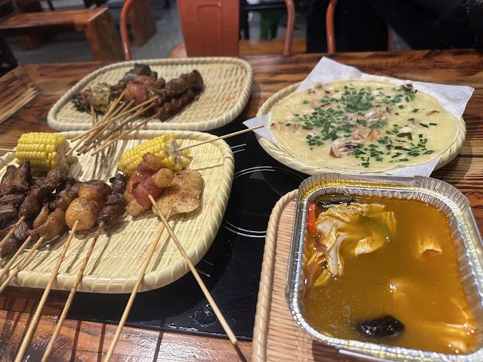 Funny BBQ 98 聚点串吧 Picture 1