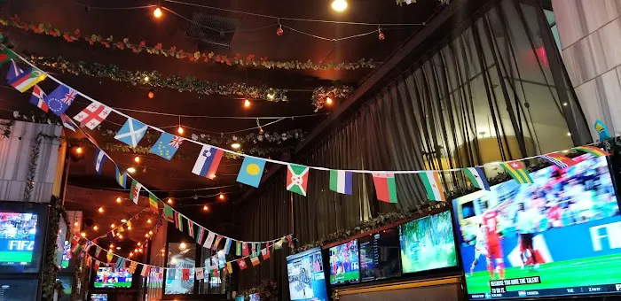 Bowery Beer Garden Picture 2