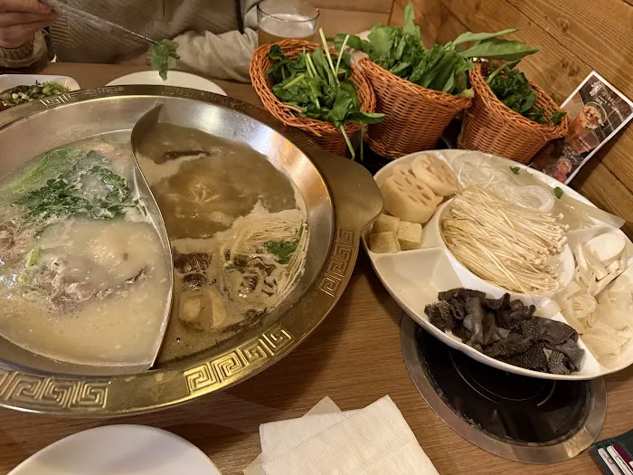 LaoJie Hotpot Manhattan | 老街火锅 | 曼哈顿火锅 Picture 7