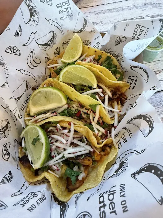 El Gallo Taqueria Picture 3