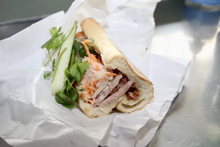 Saigon Vietnamese Sandwich Deli Picture 2