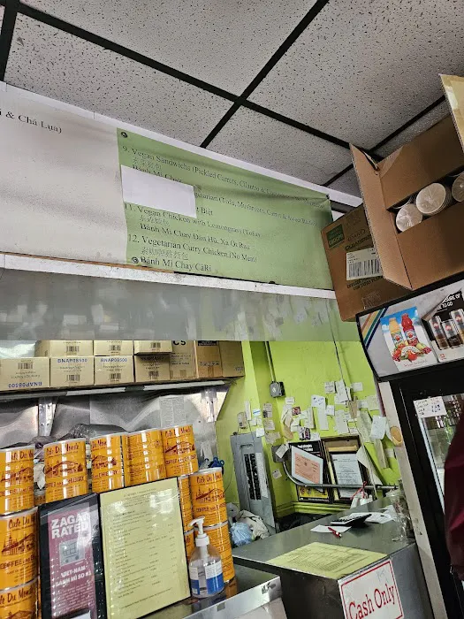 Saigon Vietnamese Sandwich Deli Picture 7