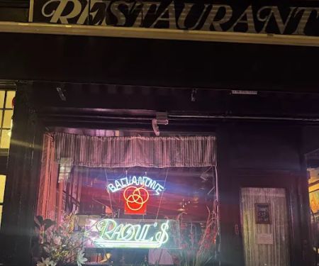 Raoul's