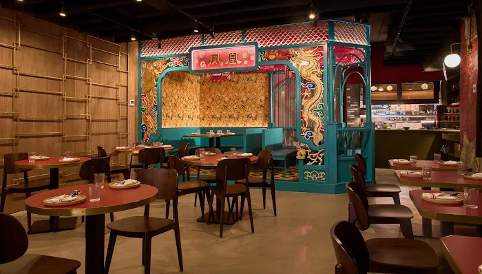 Phoenix Palace Picture 6