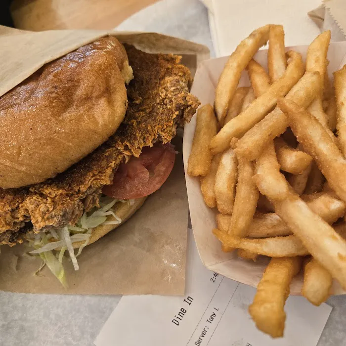 Burger By Day Picture 4