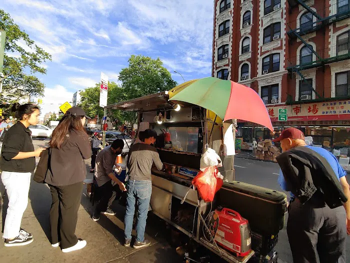 Young Xinjiang BBQ cart Picture 9
