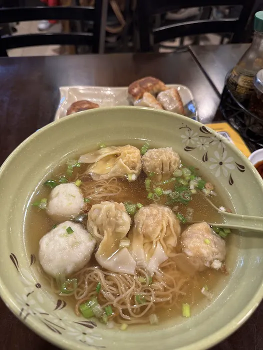 E Noodle Chinatown Picture 7