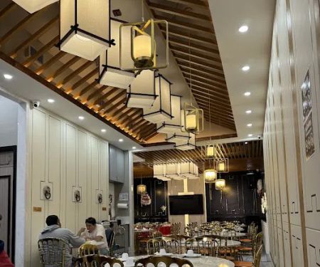 New Hua Xia Seafood Restaurant