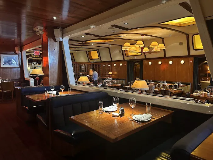 Lure Fishbar Picture 2