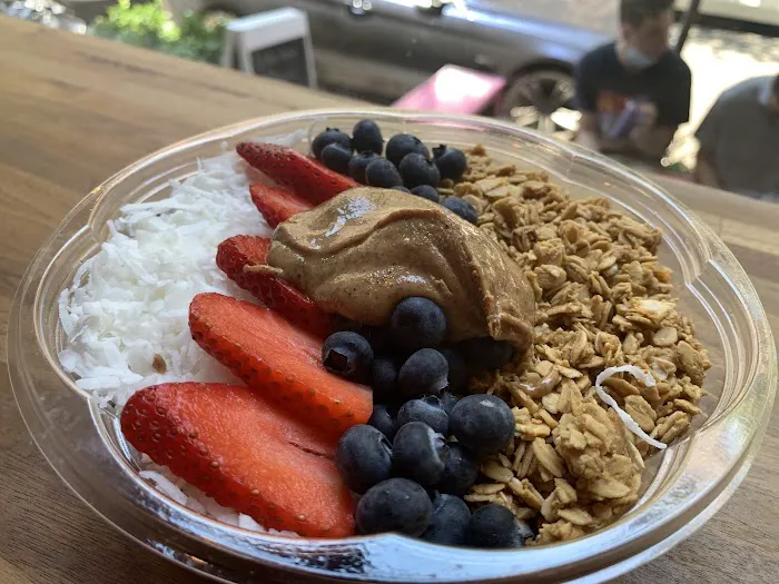Baya Bar - Acai & Smoothie Shop Picture 9