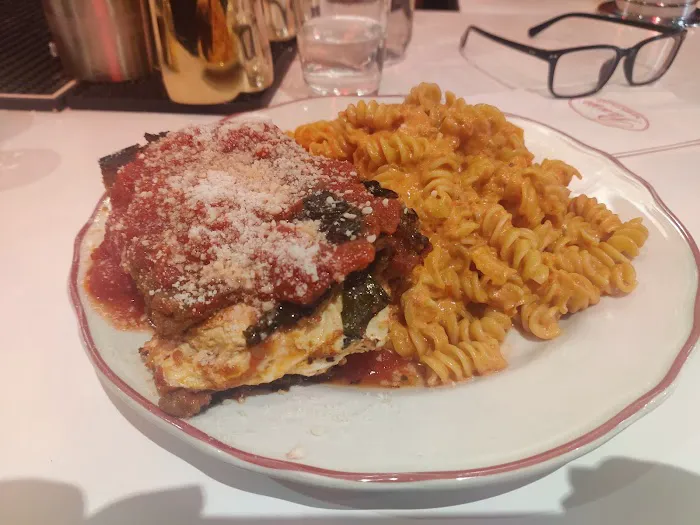 Parm Mulberry Street Picture 4