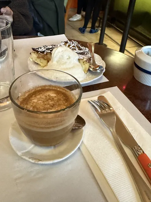 Cafe Gitane Picture 10