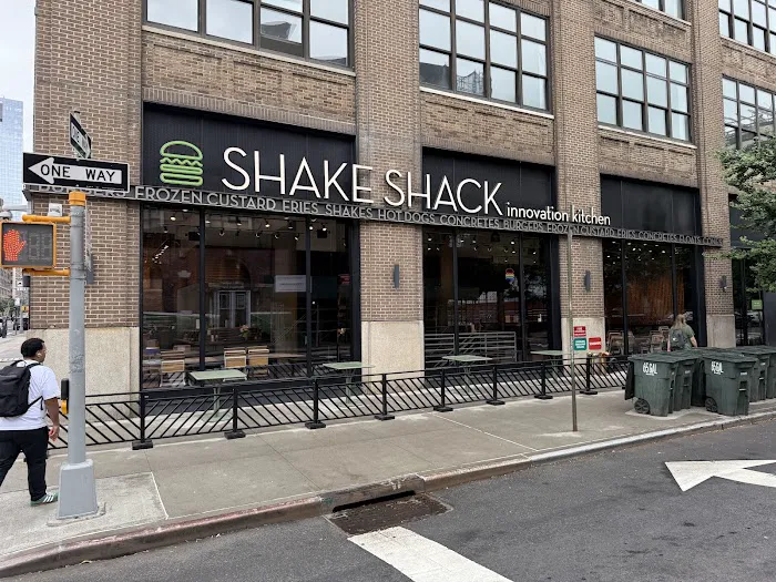 Shake Shack West Village Picture 1