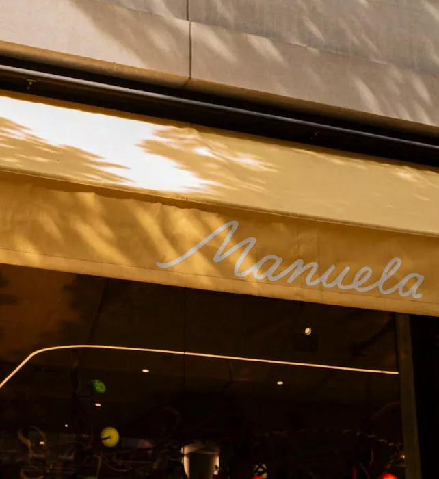 Manuela Picture 4