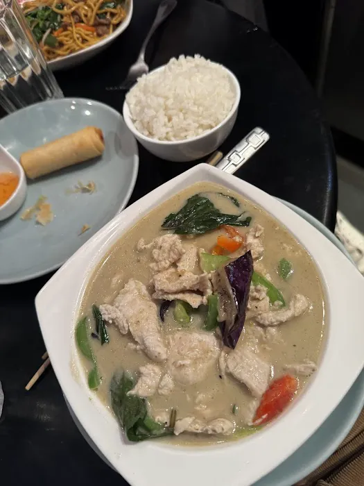 Sakura Sushi & Thai Cuisine Picture 10