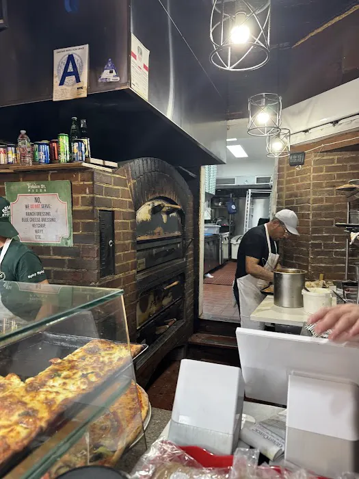 Prince Street Pizza Picture 4