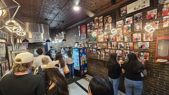 Prince Street Pizza Picture 5