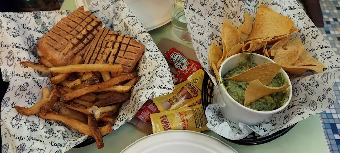Habana To Go Picture 8