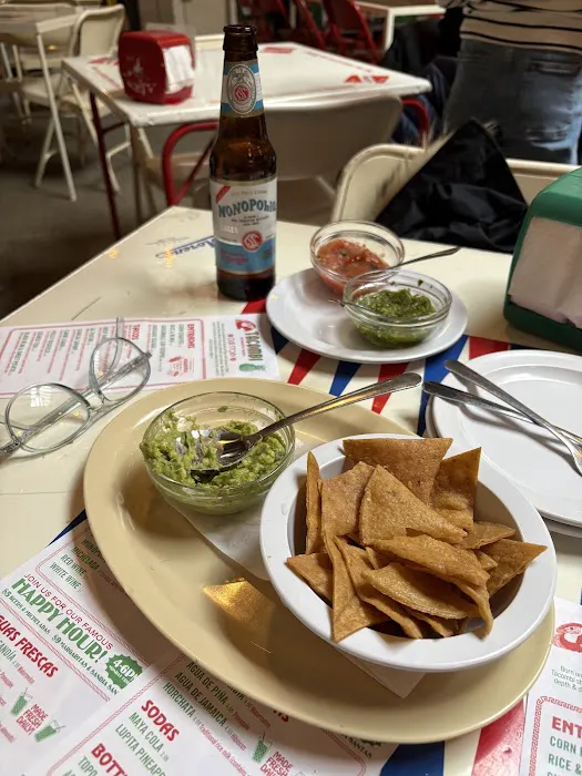 Tacombi Picture 7