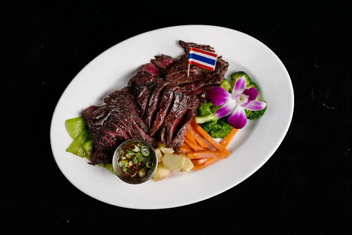 Top Thai 55 Carmine Picture 1