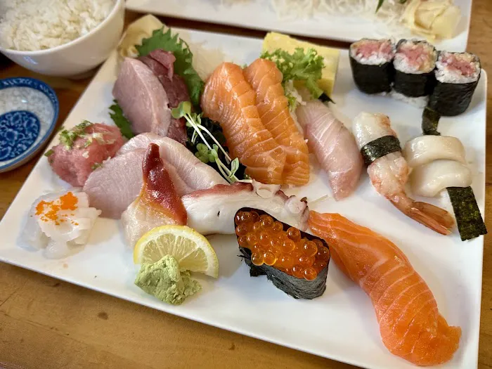 Tomo21 Sushi Picture 3
