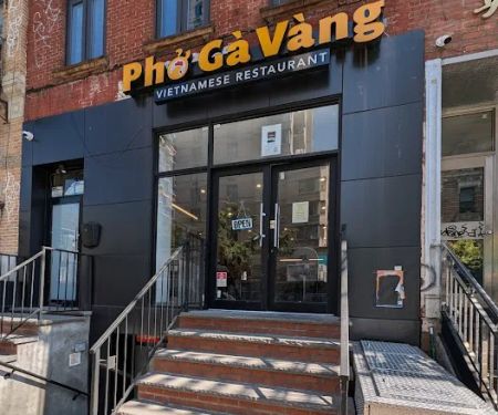 Phở Gà Vàng
