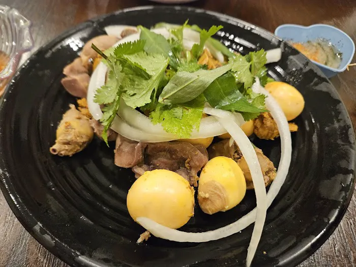 Phở Gà Vàng Picture 9
