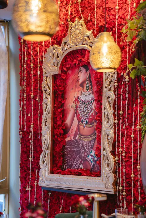 Madam Ji Ki Shaadi Picture 6