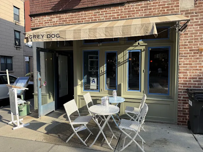 The Grey Dog - West Village Picture 1
