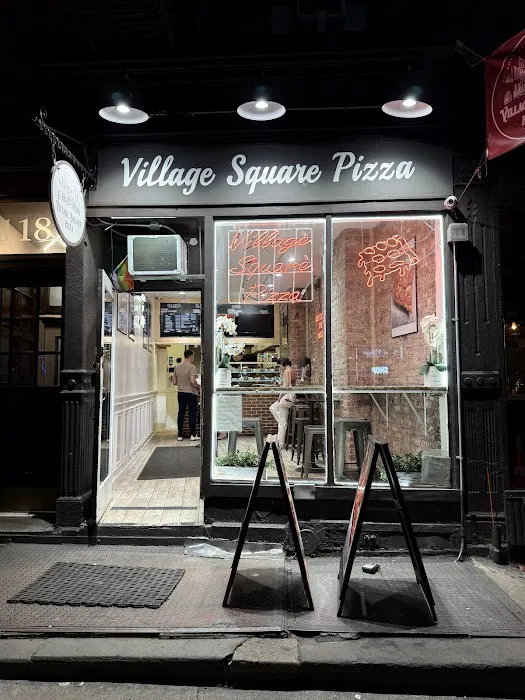 Village Square Pizza - West Village Picture 1