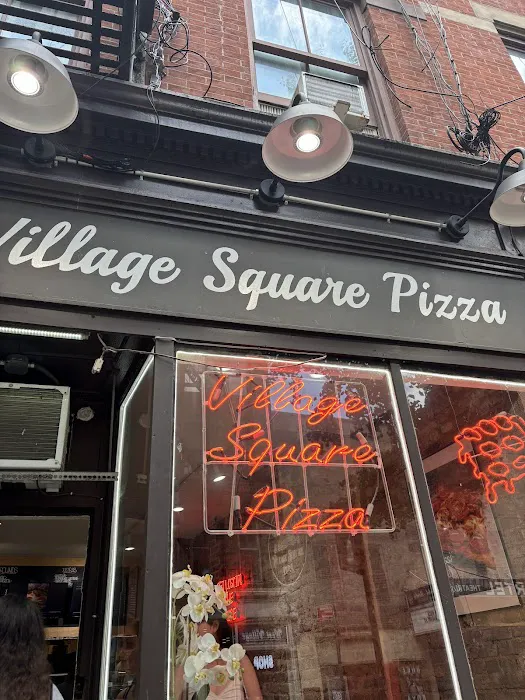 Village Square Pizza - West Village Picture 5