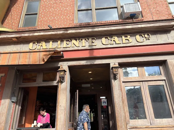 Caliente Cab Co. Picture 8