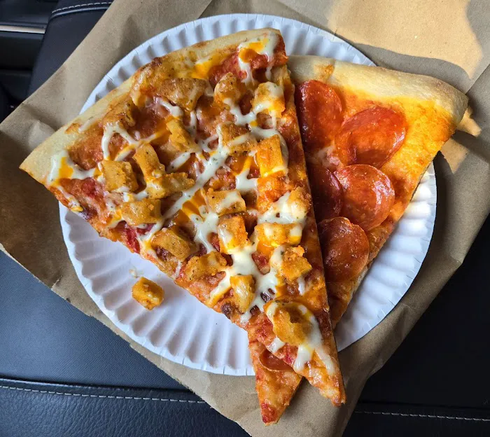 Zara Pizza Picture 2