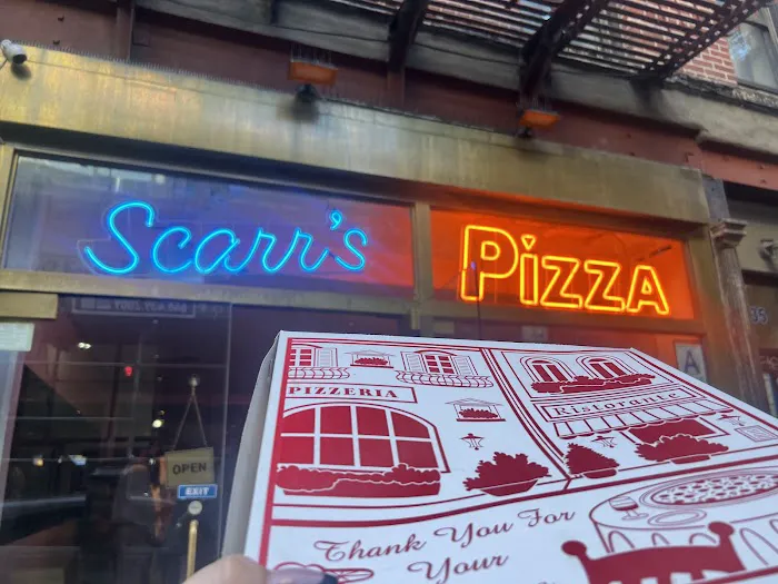 Scarr's Pizza Picture 4