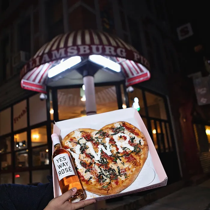 Williamsburg Pizza Lower East Side Picture 3